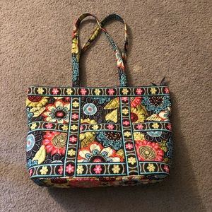 Vera Bradley Tote Style Bag
